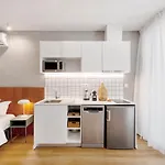 Oriente By Olala Homes Apartman *